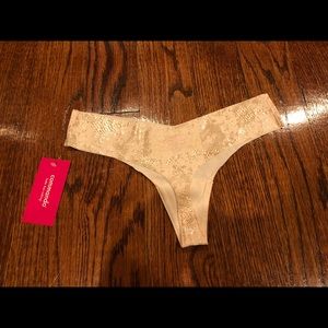 COMMANDO New w/ Tag Thong